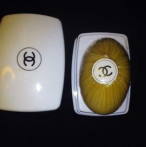 CHANEL N°5  RARE C/C LOGO  VINTAGE BAR OF SOAP .
